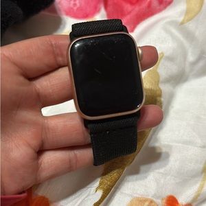 Apple Watch series 5 40MM